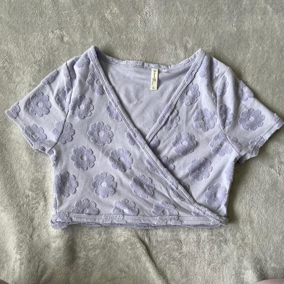 lavender crop top - Picture 1 of 3